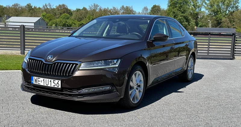 Skoda Superb cena 89900 przebieg: 147000, rok produkcji 2020 z Tuczno małe 781